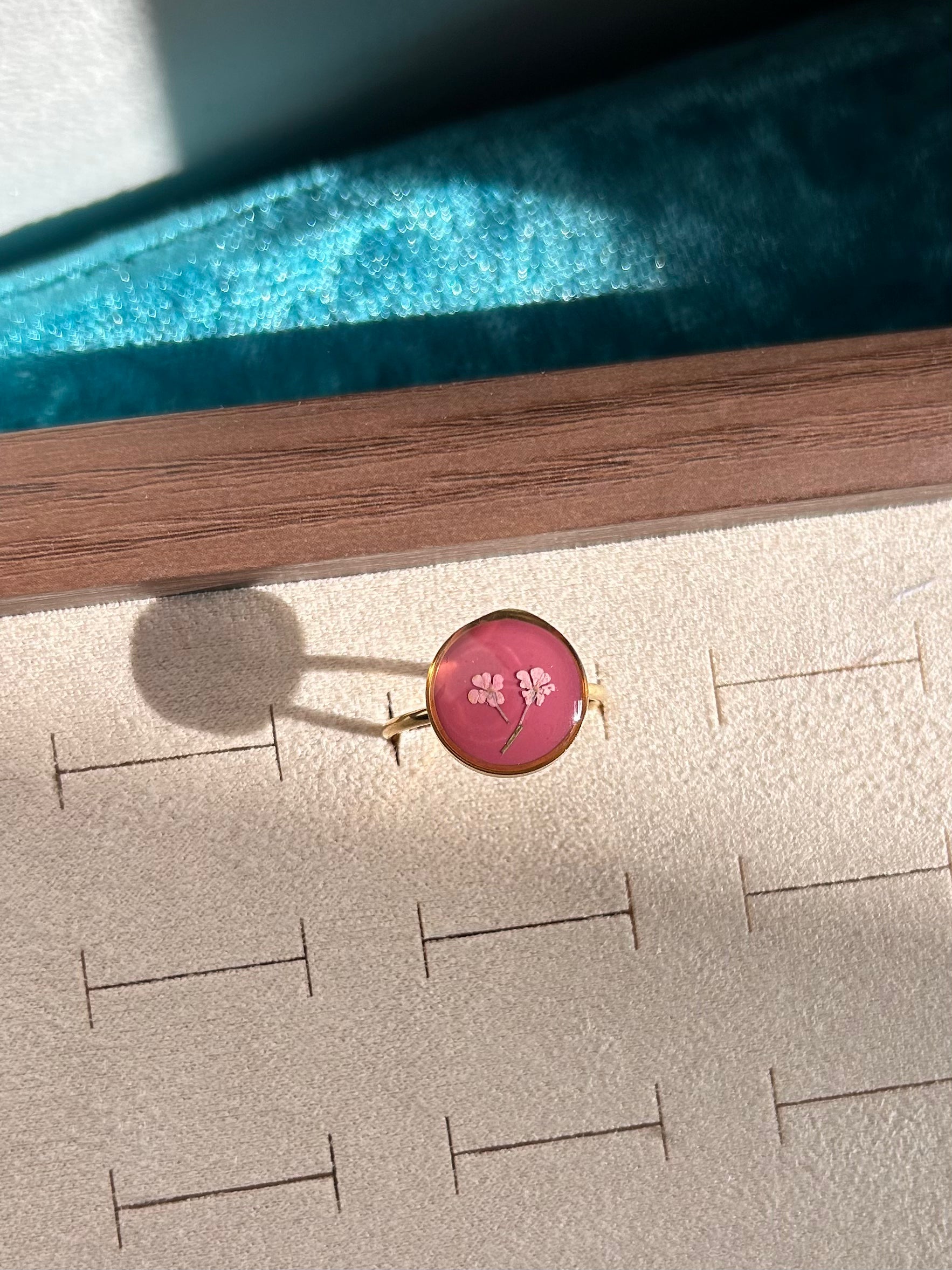 Whisper Ring