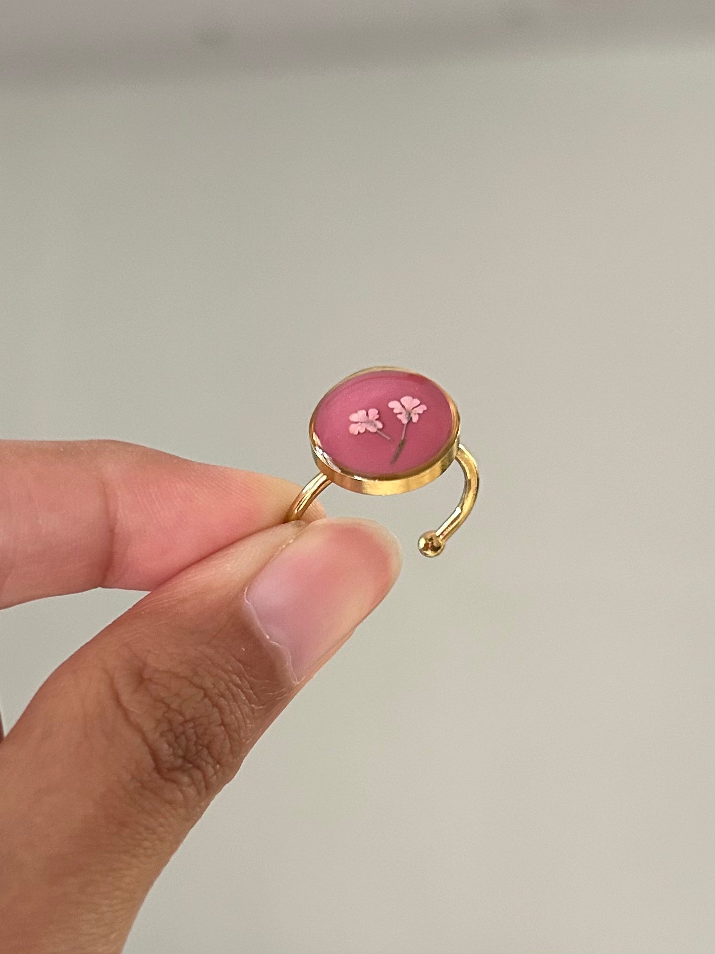Whisper Ring